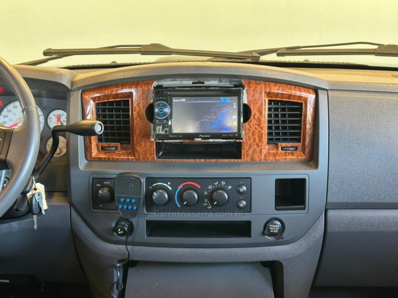 RAM 5.9 2500 SLT 4X4 CD I6 24V TURBO DIESEL 4P AUTOMÁTICO - 2006 - CAXIAS DO SUL
