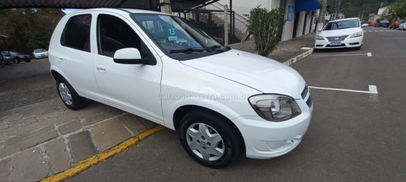 CELTA 1.0 MPFI LT 8V FLEX 4P MANUAL - 2013 - PICADA CAFé