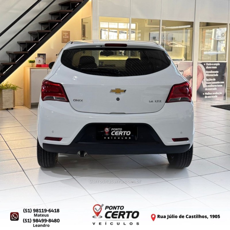 ONIX 1.4 MPFI LTZ 8V FLEX 4P MANUAL - 2018 - SANTA CRUZ DO SUL