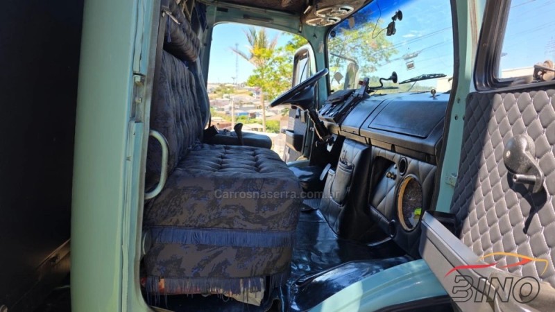 L-1114 3 EIXOS - 1987 - FARROUPILHA