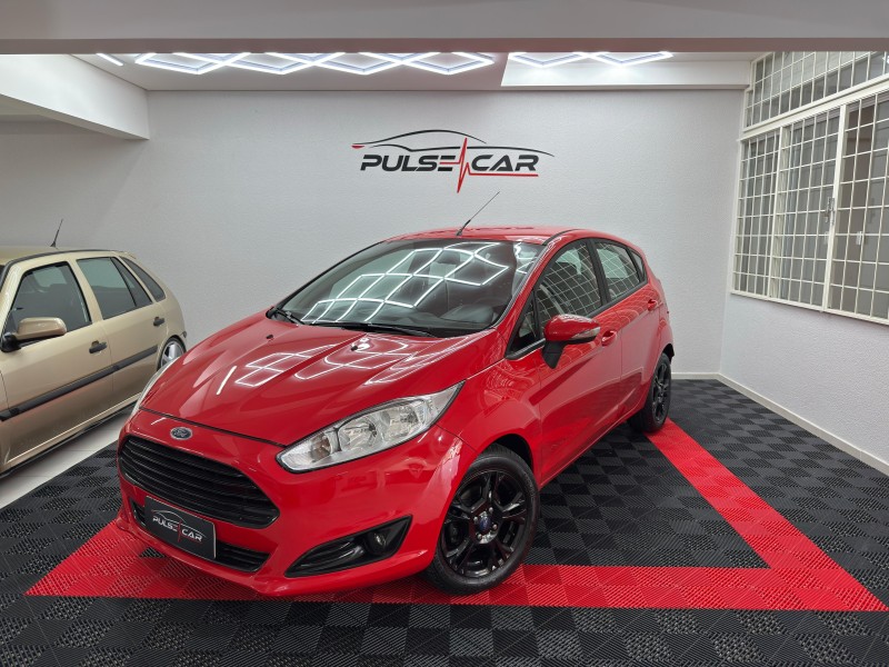 fiesta 1.6 se hatch 16v flex 4p manual 2014 caxias do sul