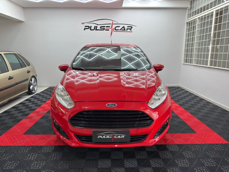 FIESTA 1.6 SE HATCH 16V FLEX 4P MANUAL - 2014 - CAXIAS DO SUL