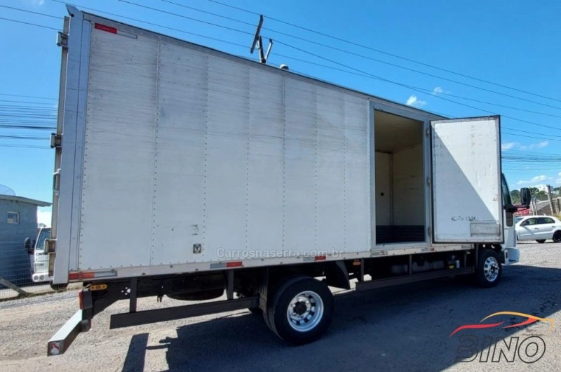 CARGO 816 S - 2013 - FARROUPILHA