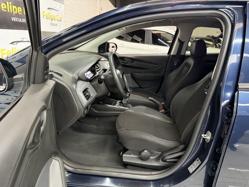 JOY 1.0 PLUS BLACK 8V FLEX 4P MANUAL - 2020 - CAXIAS DO SUL