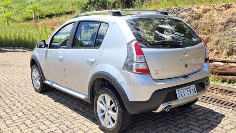 SANDERO 1.6 STEPWAY 8V FLEX 4P MANUAL - 2014 - SãO MARCOS