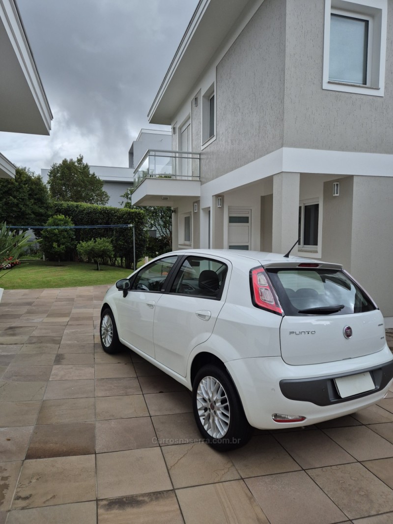PUNTO 1.6 ESSENCE 16V FLEX 4P MANUAL - 2014 - BENTO GONçALVES