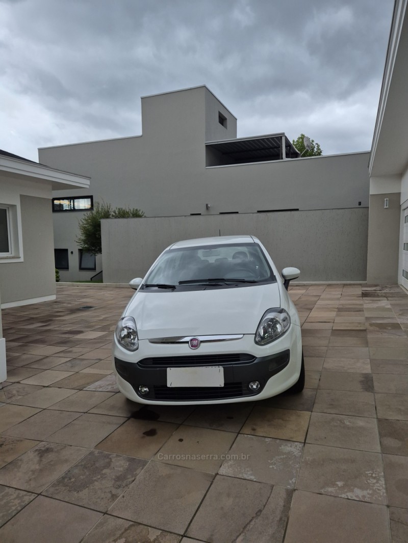 PUNTO 1.6 ESSENCE 16V FLEX 4P MANUAL - 2014 - BENTO GONçALVES