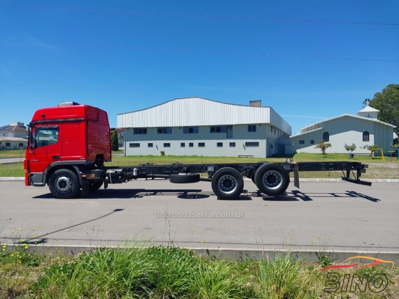 ATEGO 2430 6X2 - 2015 - FARROUPILHA