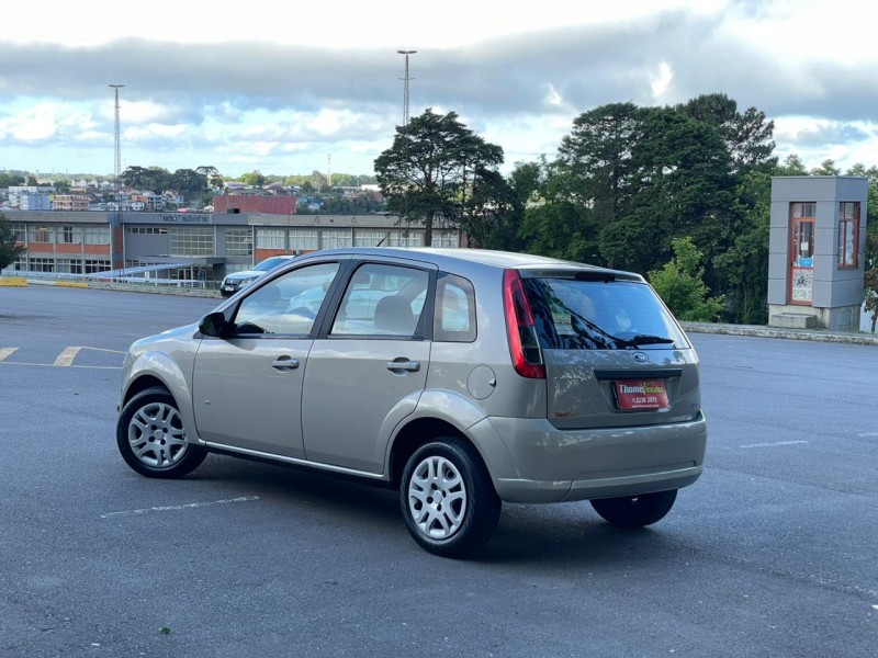 FIESTA 1.0 ROCAM SE 8V FLEX 4P MANUAL - 2014 - CAXIAS DO SUL