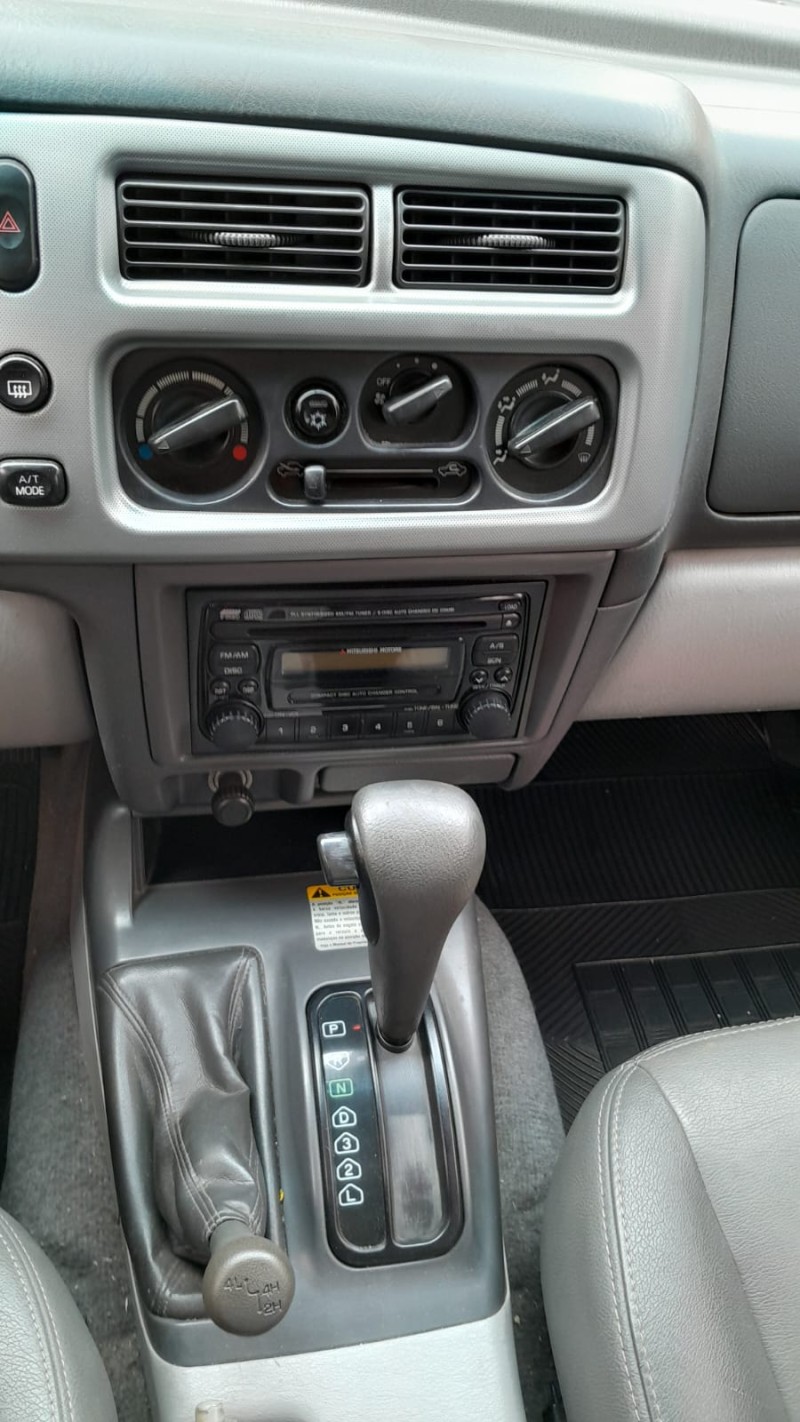 PAJERO 2.8 HPE 4X4 8V TURBO INTERCOOLER DIESEL 4P AUTOMATICO - 2004 - ESTRELA