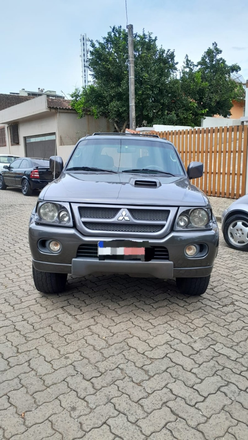PAJERO 2.8 HPE 4X4 8V TURBO INTERCOOLER DIESEL 4P AUTOMATICO - 2004 - ESTRELA