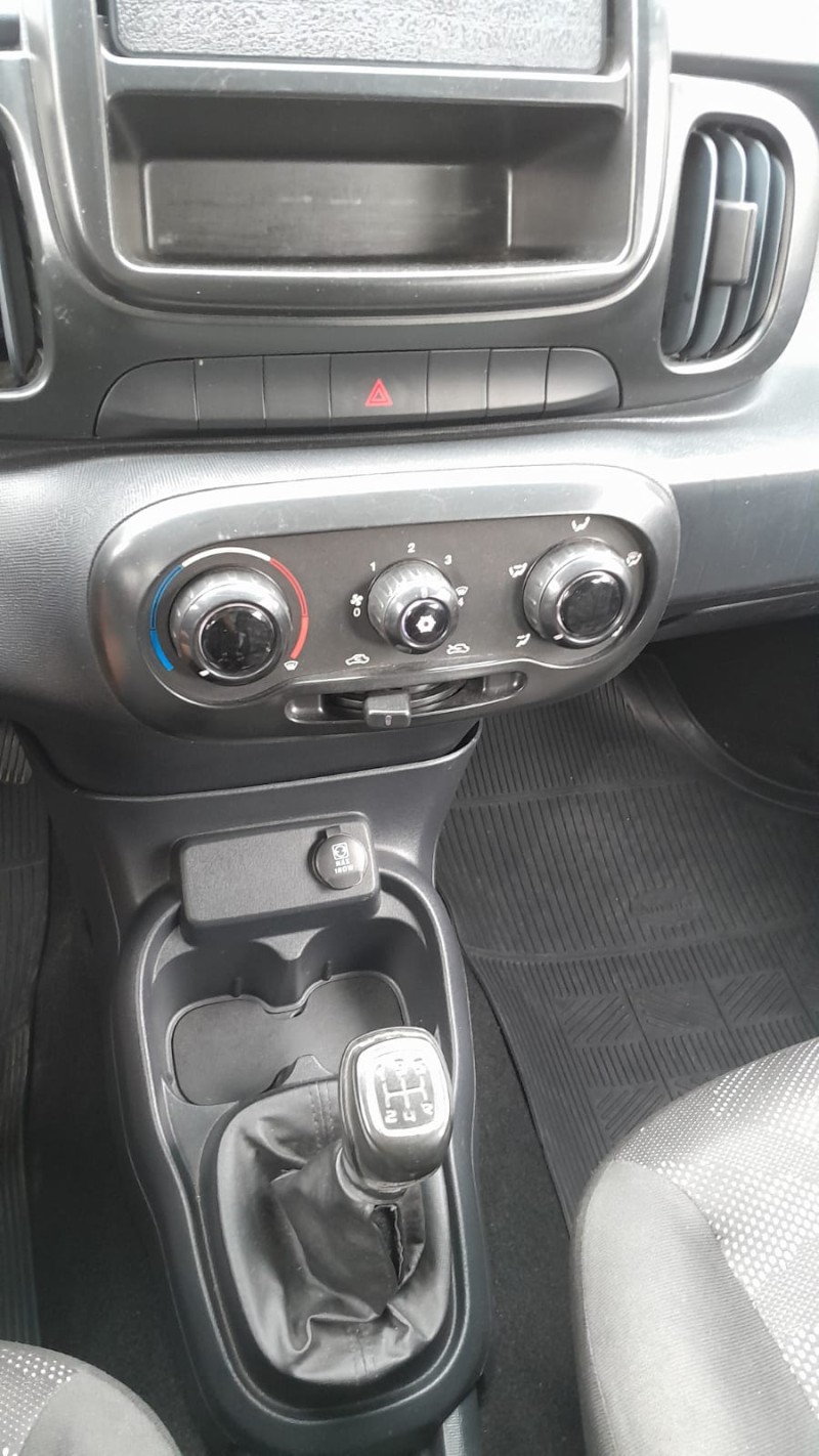 MOBI 1.0 8V EVO FLEX LIKE. MANUAL - 2018 - ESTRELA