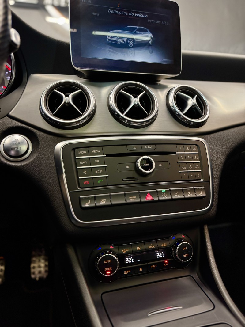 GLA 250 2.0 SPORT 16V TURBO 4X4 4P AUTOMÁTICA - 2017 - CAXIAS DO SUL