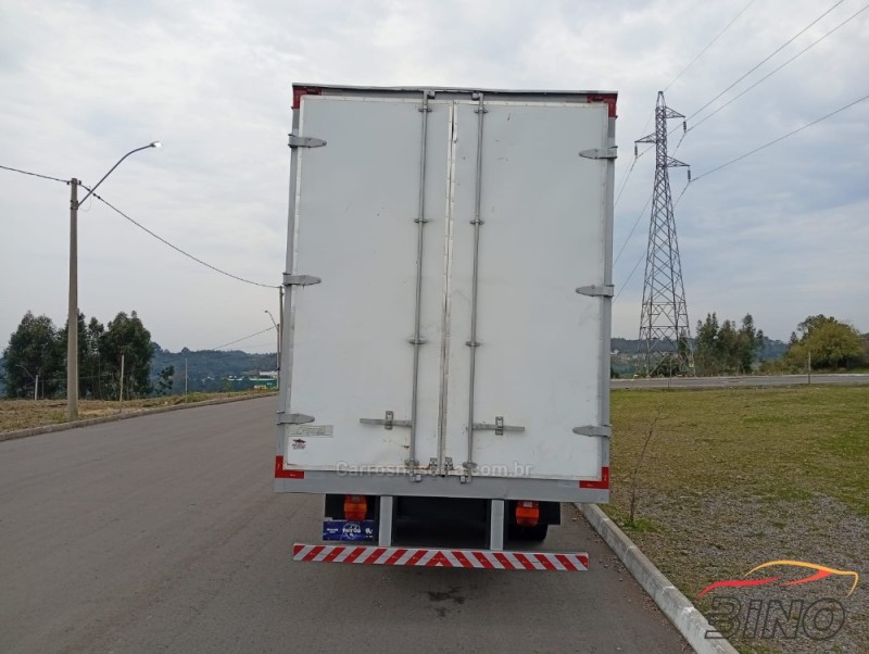 8-150 E DELIVERY PLUS - 2011 - FARROUPILHA