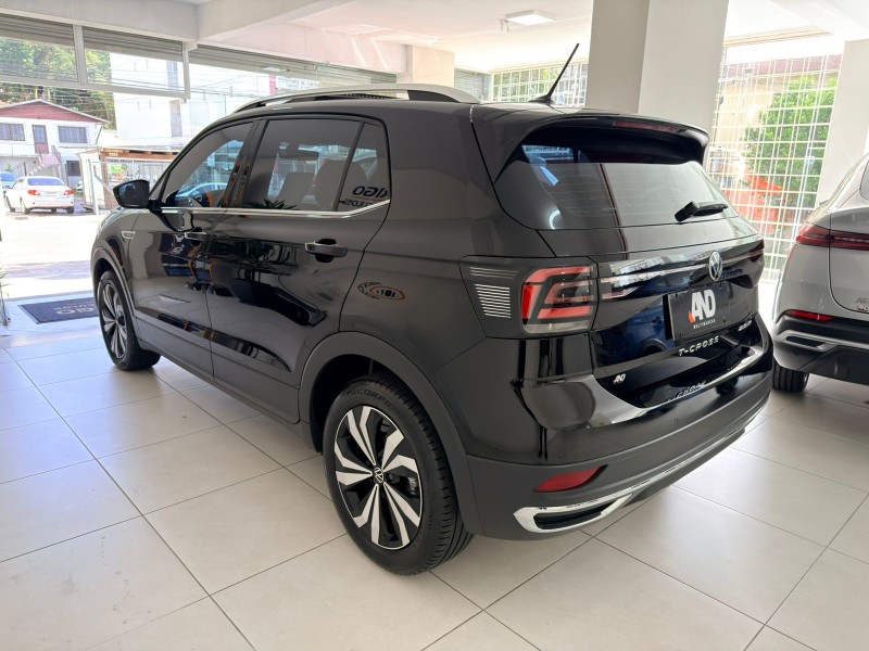T-CROSS 1.4 HIGHLINE TSI 16V FLEX 4P AUTOMÁTICO - 2022 - CAXIAS DO SUL