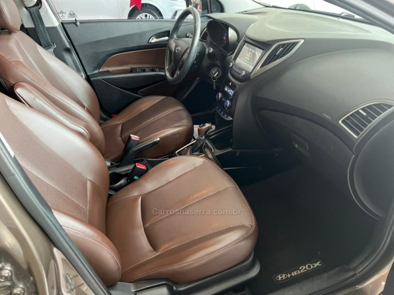 HB20X 1.6 16V PREMIUM FLEX 4P AUTOMÁTICO - 2016 - CAXIAS DO SUL