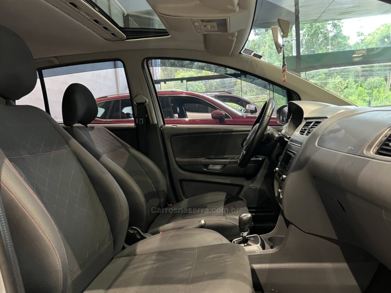 FOX 1.6 MI HIGHLINE 8V FLEX 4P AUTOMATIZADO - 2014 - CAXIAS DO SUL