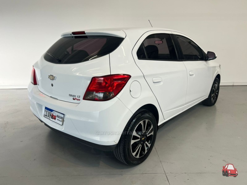 ONIX 1.4 MPFI LT 8V FLEX 4P MANUAL - 2014 - CAXIAS DO SUL