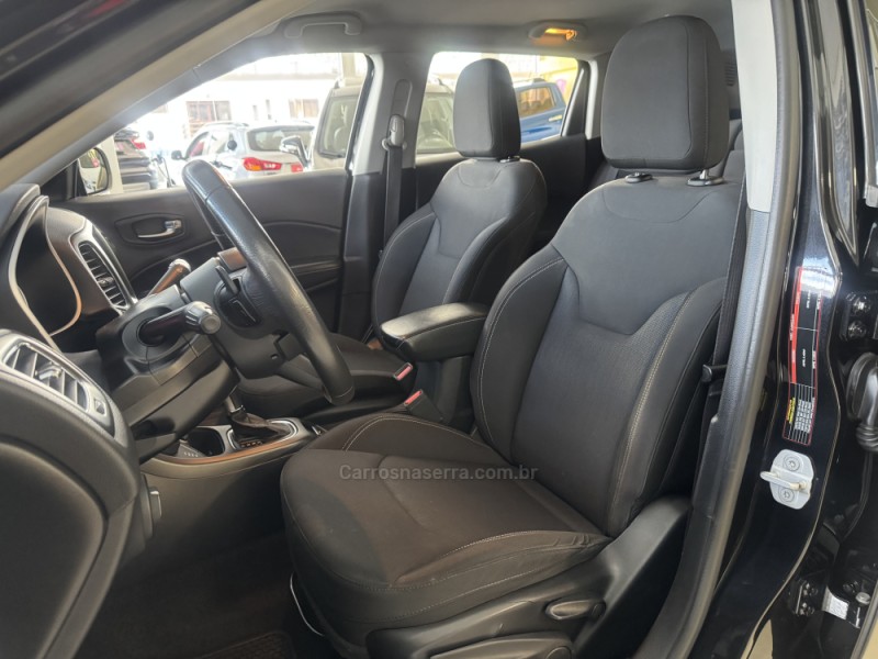 COMPASS 2.0 16V DIESEL LONGITUDE 4X4 AUTOMÁTICO - 2017 - FLORES DA CUNHA