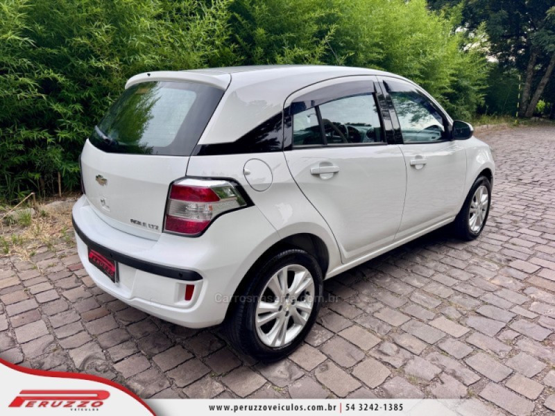 AGILE 1.4 MPFI LTZ 8V FLEX 4P MANUAL - 2014 - NOVA PRATA