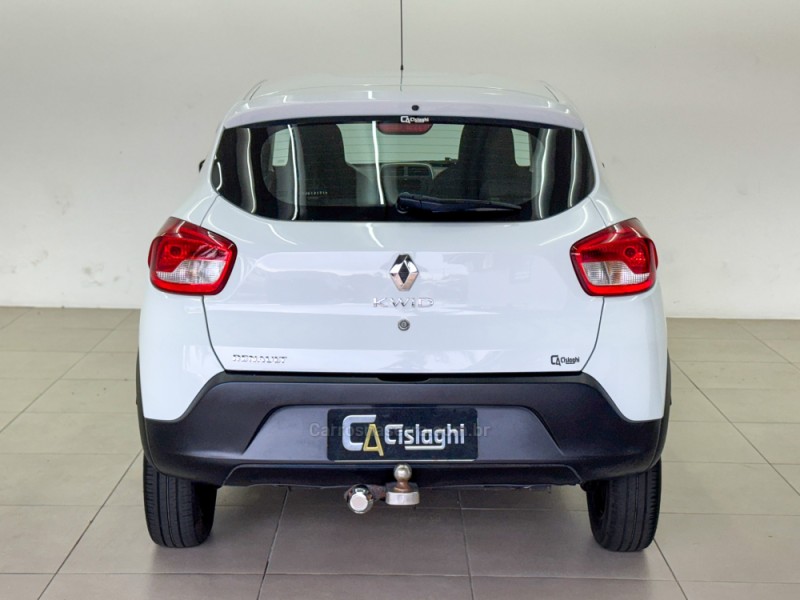 KWID 1.0 12V SCE FLEX ZEN MANUAL - 2019 - CARLOS BARBOSA