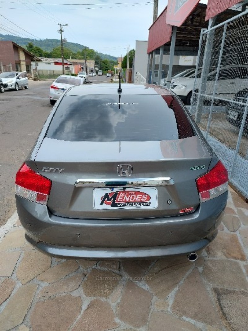 CITY 1.5 DX 16V FLEX 4P AUTOMÁTICO - 2011 - TRêS COROAS