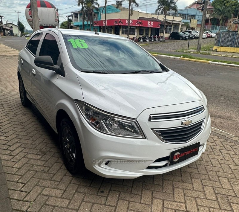 ONIX 1.0 MPFI LT 8V FLEX 4P MANUAL - 2016 - PAROBé