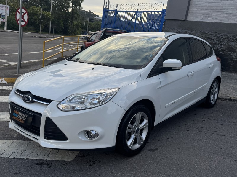 FOCUS 1.6 SE 16V FLEX 4P MANUAL - 2015 - CAXIAS DO SUL