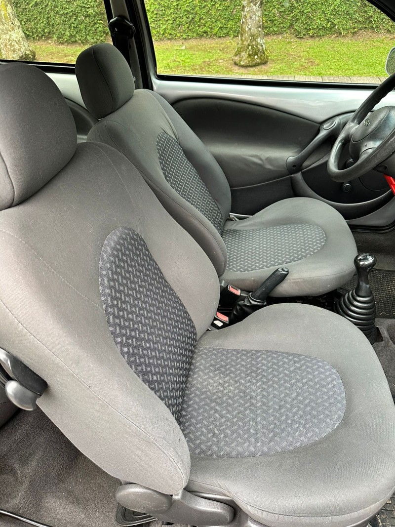 KA 1.0 MPI GL 8V GASOLINA 2P MANUAL - 2004 - CAXIAS DO SUL