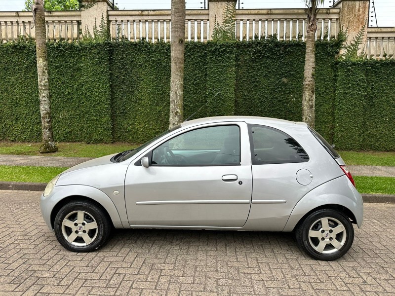 KA 1.0 MPI GL 8V GASOLINA 2P MANUAL - 2004 - CAXIAS DO SUL