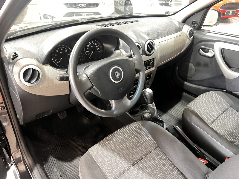 SANDERO 1.6 EXPRESSION 8V FLEX 4P MANUAL - 2011 - CAXIAS DO SUL