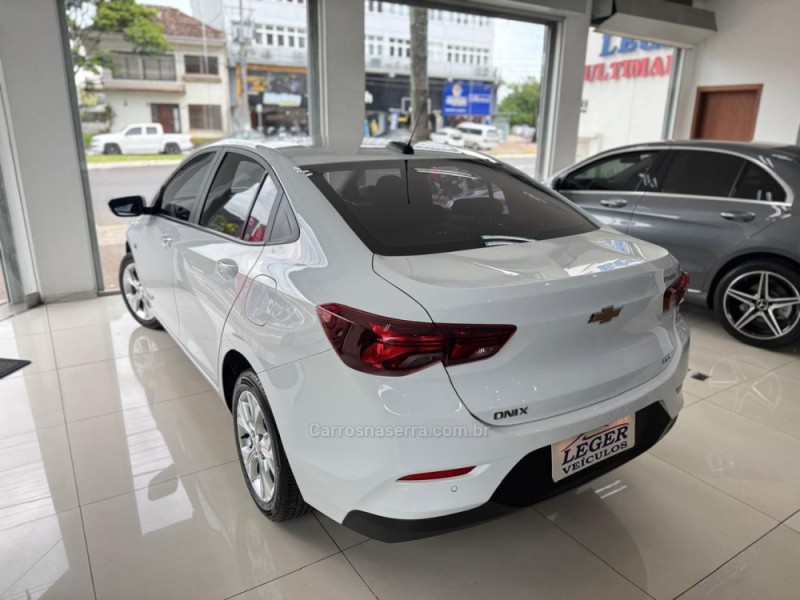 ONIX 1.0	LTZ PLUS 12V TURBO FLEX 4P AUTOMÁTICO - 2023 - SãO LEOPOLDO