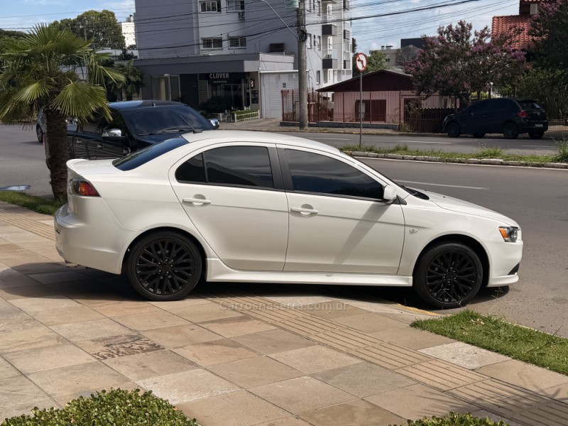 LANCER 2.0 CVT 16V GASOLINA 4P AUTOMÁTICO - 2015 - FARROUPILHA