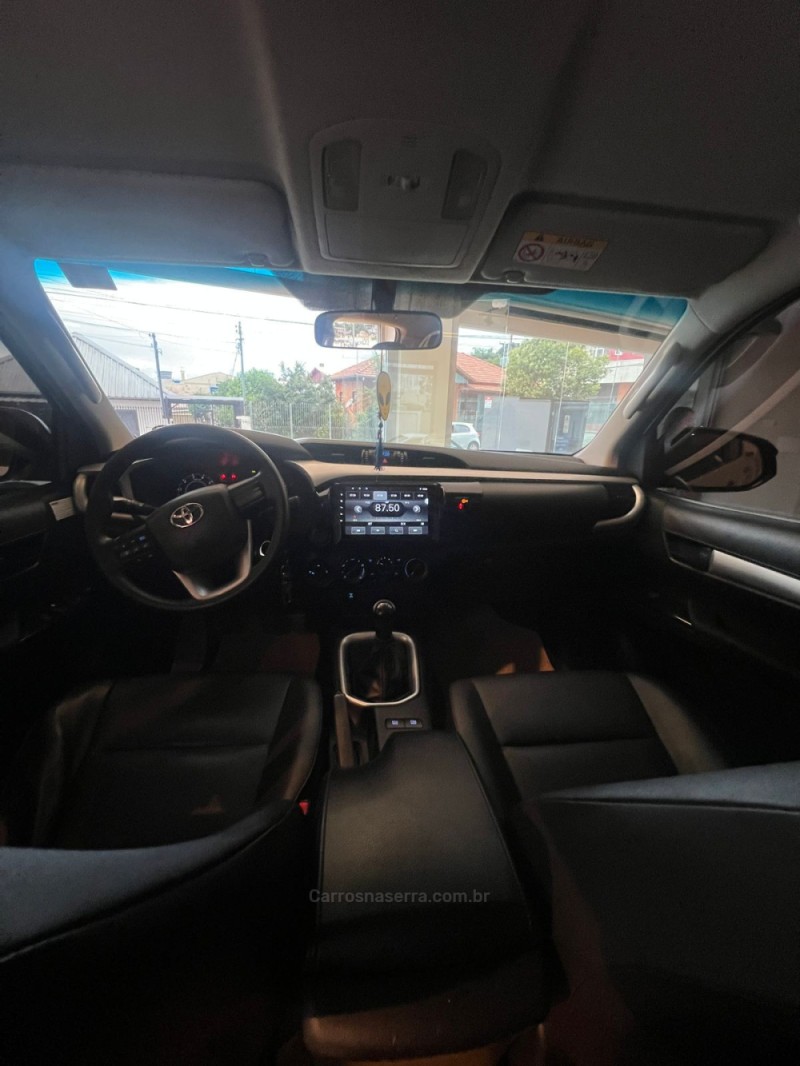 HILUX 2.8 4X4 CD 8V DIESEL 4P MANUAL - 2019 - CAXIAS DO SUL