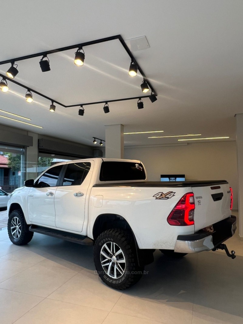 HILUX 2.8 4X4 CD 8V DIESEL 4P MANUAL - 2019 - CAXIAS DO SUL
