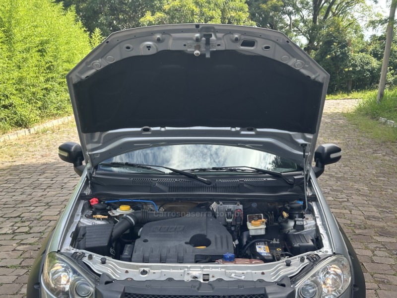 STRADA 1.8 MPI ADVENTURE CD 8V FLEX 2P MANUAL - 2010 - NOVA PRATA