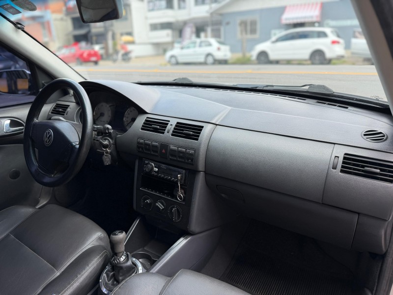 SAVEIRO 1.6 MI SUPER SURF CS 8V FLEX 2P MANUAL G.III - 2003 - CAXIAS DO SUL