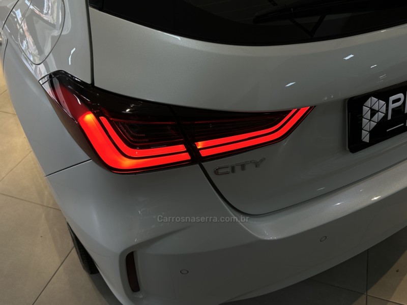CITY 1.5 HATCHBACK TOURING 16V FLEX 4P AUTOMÁTICO - 2022 - CAXIAS DO SUL