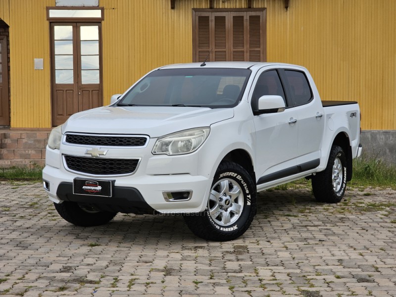 S10 2.8 LT 4X4 CD 16V TURBO DIESEL 4P AUTOMÁTICO - 2013 - ANTôNIO PRADO