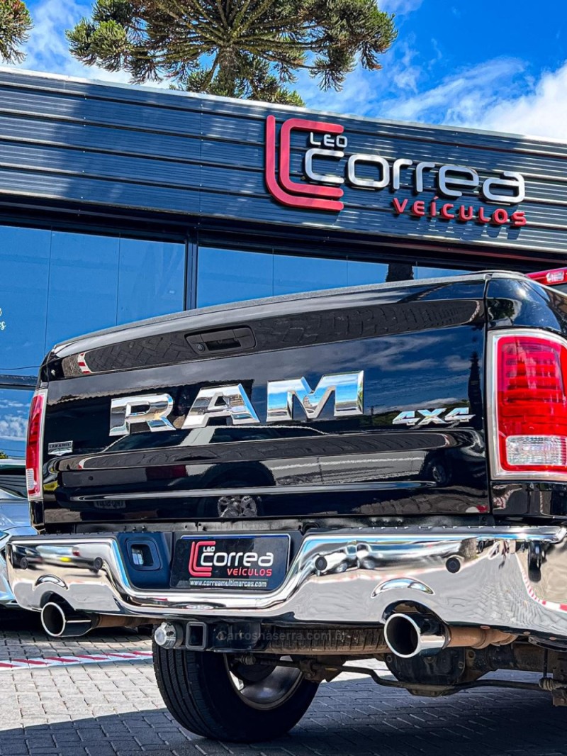 RAM 5.7 1500 HEMI 4X4 CD V8 GASOLINA 4P AUTOMÁTICO - 2023 - CANELA