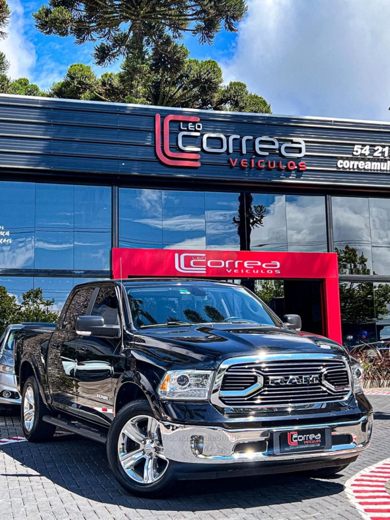 ram 5.7 1500 hemi 4x4 cd v8 gasolina 4p automatico 2023 canela