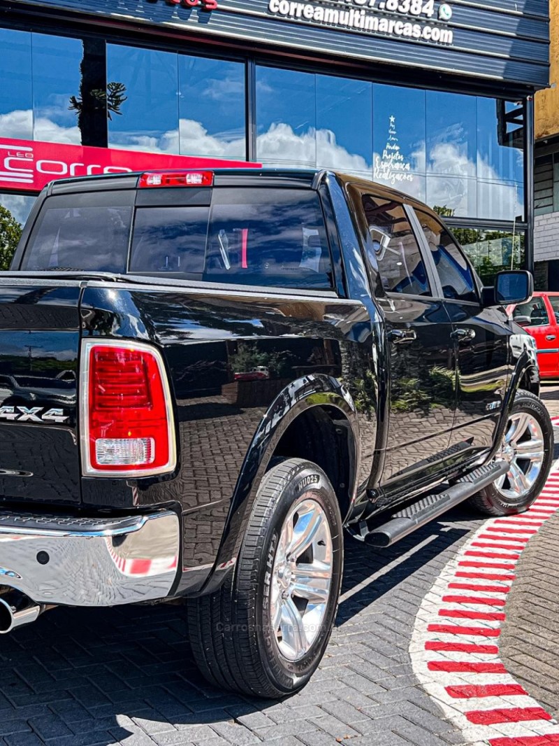 RAM 5.7 1500 HEMI 4X4 CD V8 GASOLINA 4P AUTOMÁTICO - 2023 - CANELA