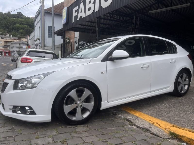 cruze 1.8 lt sport6 16v flex 4p manual 2014 garibaldi