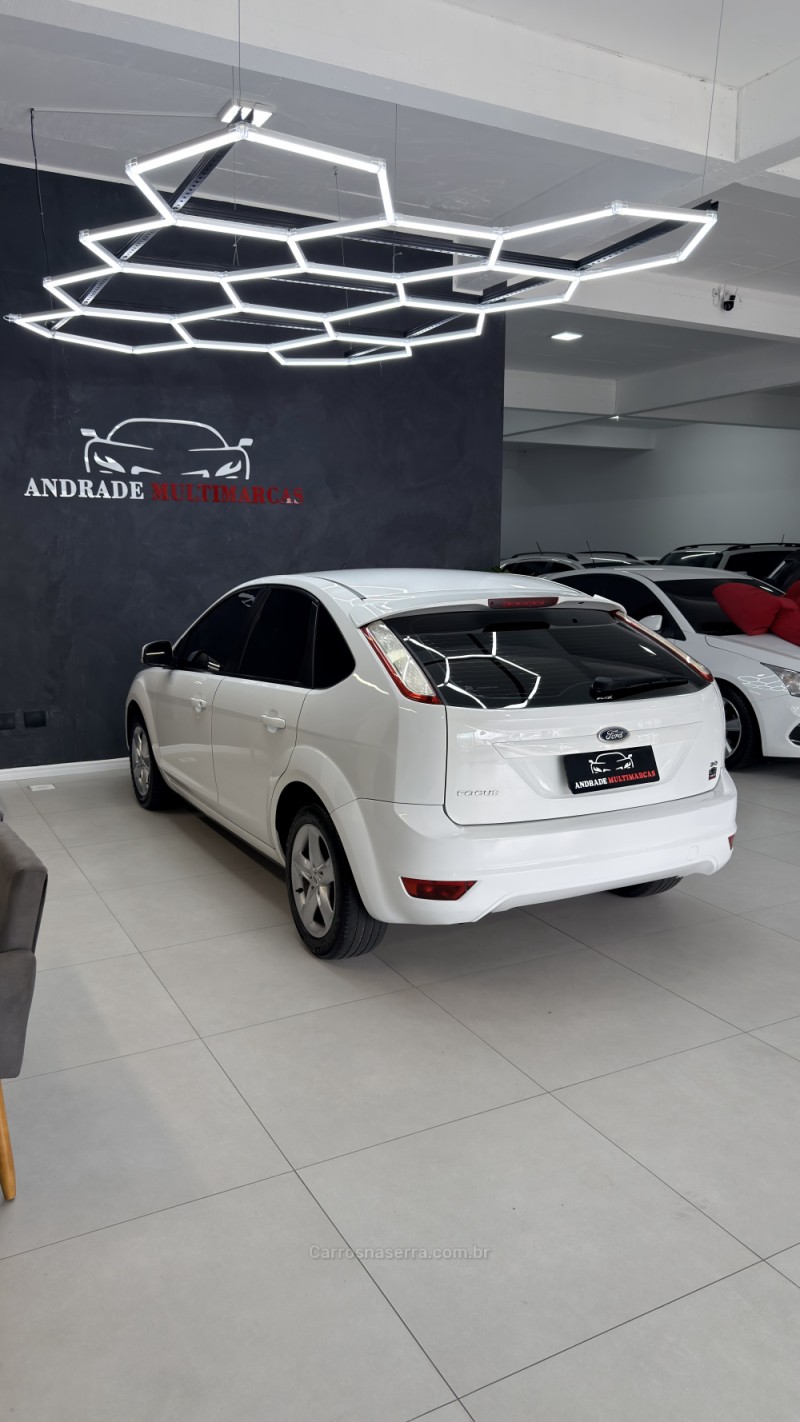 FOCUS 2.0 GLX 16V GASOLINA 4P MANUAL - 2011 - CAXIAS DO SUL