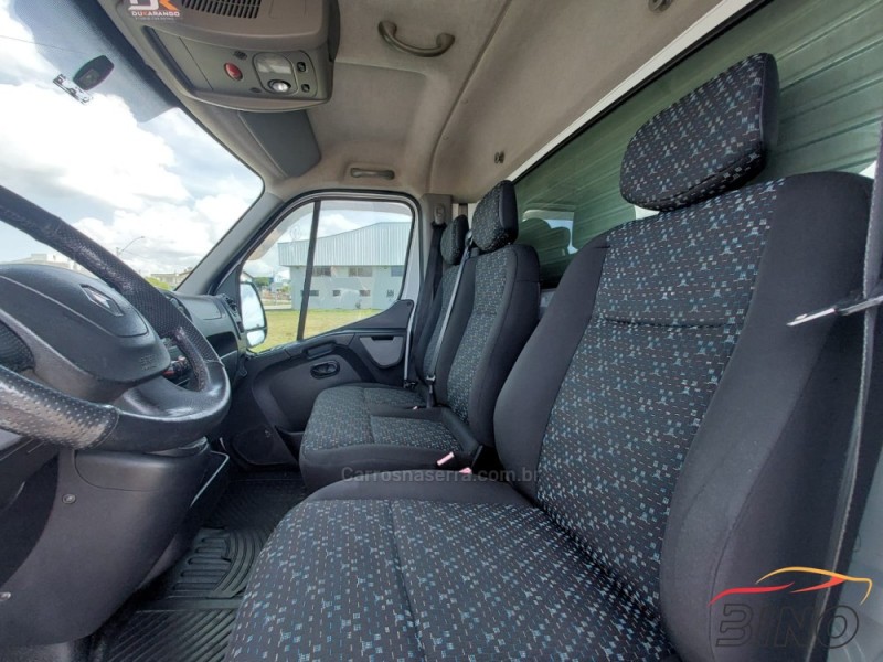 MASTER 2.3 DCI CHASSI CABINE L2H1 16V DIESEL 2P MANUAL - 2015 - FARROUPILHA