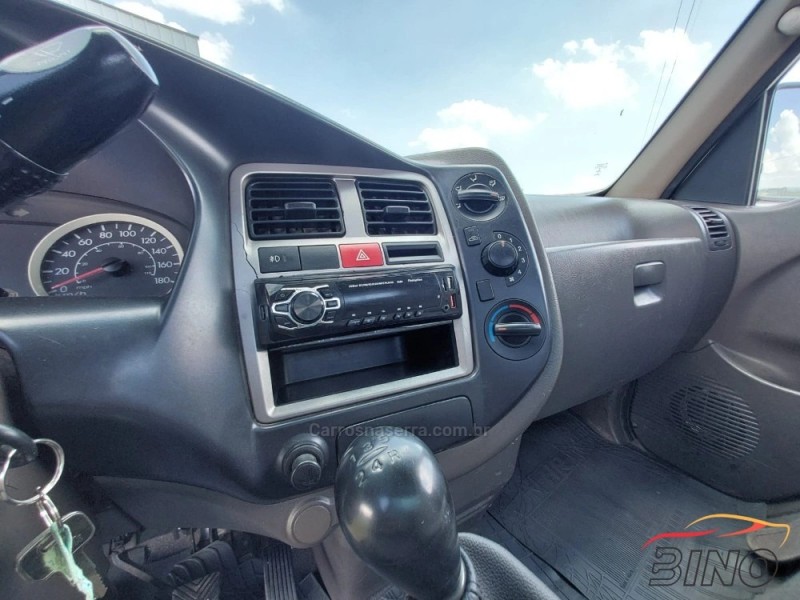 HR 2.5 LONGO BAÚ 4X2 16V 130CV TURBO INTERCOOLER DIESEL 2P MANUAL - 2010 - FARROUPILHA