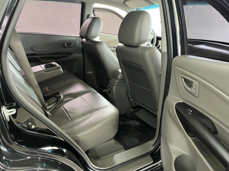 TUCSON 2.0 MPFI GLS TOP 16V 143CV 2WD FLEX 4P AUTOMÁTICO - 2015 - CAXIAS DO SUL