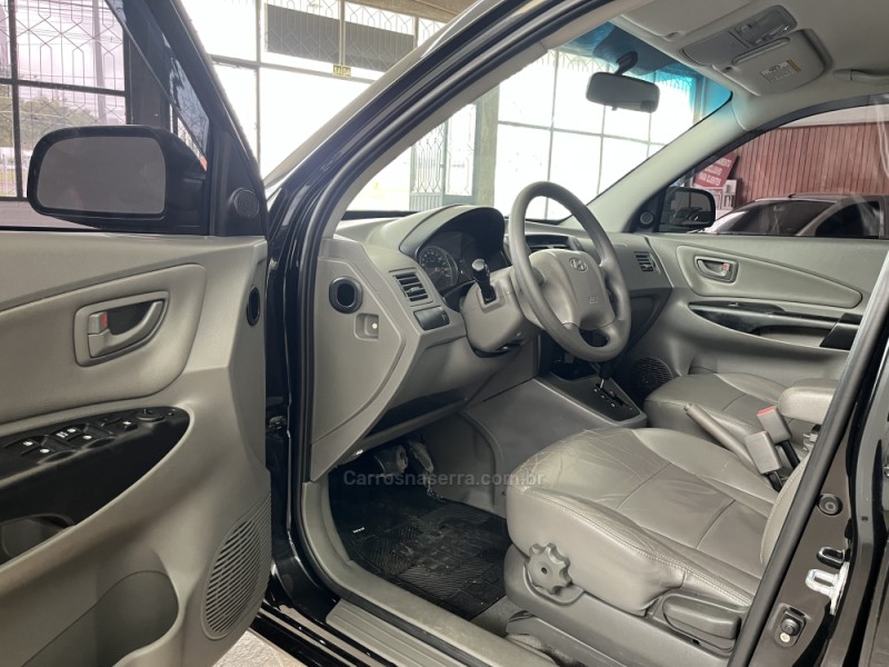 TUCSON 2.0 MPFI GLS TOP 16V 143CV 2WD FLEX 4P AUTOMÁTICO - 2015 - CAXIAS DO SUL