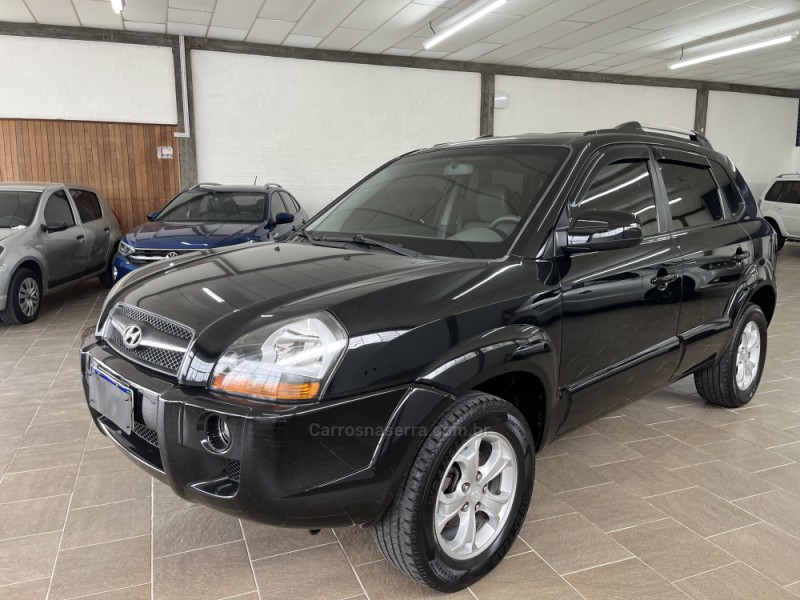 TUCSON 2.0 MPFI GLS TOP 16V 143CV 2WD FLEX 4P AUTOMÁTICO - 2015 - CAXIAS DO SUL