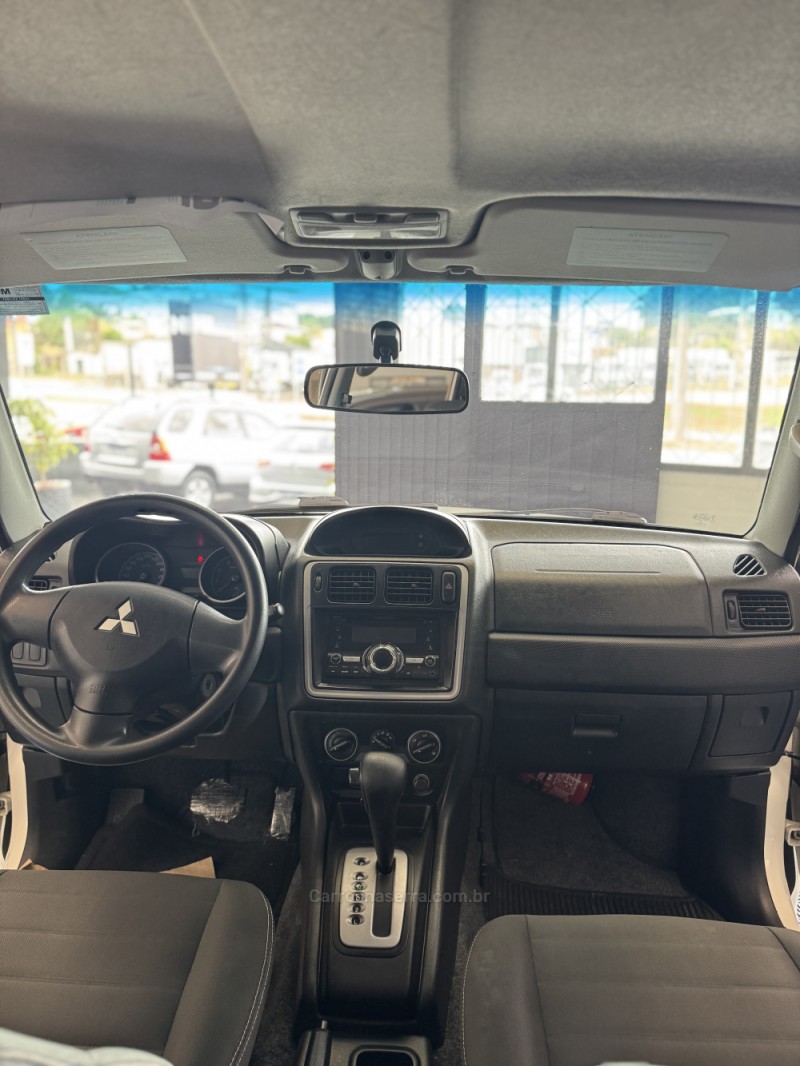 PAJERO TR4 2.0 4X2 16V 140CV FLEX 4P AUTOMÁTICO - 2015 - CAXIAS DO SUL